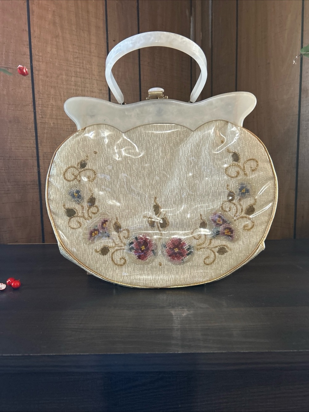 Cream Floral Beaded Top-Handle Clutch